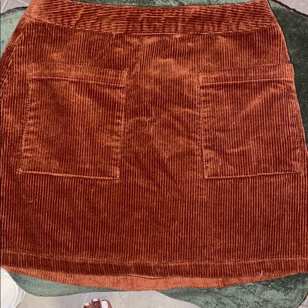 Fall skirt